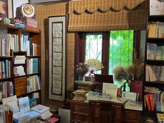 -荒岛书店(黄县路店)