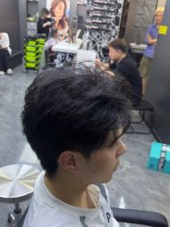 -米可造型烫发染发
