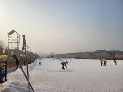 -采薇庄园四季滑雪场