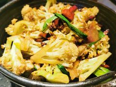 -万重锦·人文川菜馆(骡马市店)