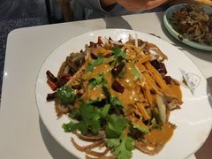 -嗨辣小聚·盘锦河蟹·海鲜烧烤龙虾(盘锦十年好店)