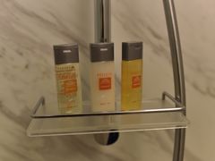 -上海滴水湖皇冠假日酒店