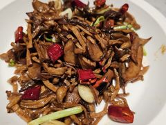 -关东小磨东北菜(漕河泾印象城店)