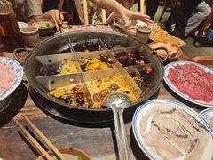 -周小明火锅(黑金冠社区店)