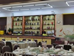 大堂-轩记海鲜餐厅·四十五年老字号·经典粤菜(西区彩虹店)