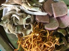 -易门野生菌府·菌海森林(月牙潭公园店)