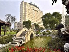 -山明水秀大饭店