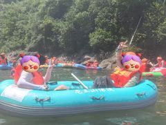 -安吉龙王山峡谷漂流