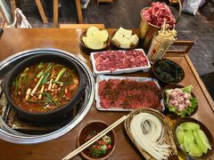 -黔有有贵州酸汤夺夺粉火锅(五味十字店)