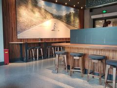 大堂-星巴克臻选(海伦中心店)