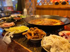 -星鸿社重庆老火锅(燃灯寺分店)