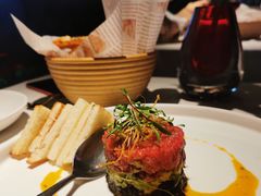 牛肉塔塔配牛油果黑橄榄酱-Solo(衡山路店)