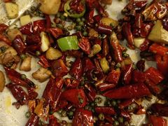 金殿花椒鸡-滇香肴·云南菜蒸汽石锅鱼(云南北路店)