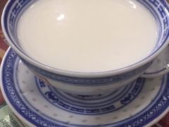 -赵记传承特色牛奶甜品(泉城广场店)