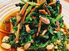 青年拌菜-青年公社烤鸭(宝杨宝龙广场店)