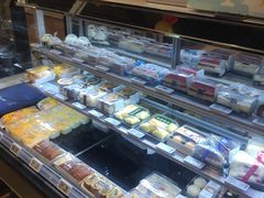 面包甜点陈列柜-盒马鲜生(杭州运河上街店)