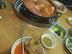 -喇喇排骨火锅·传统韩式脊骨汤(望京西园总店)