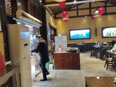 -富正毅三下锅·湘西韵味(天门山索道店)