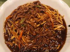 撒子牛肉丝-刘胖子家常菜·蹄花焖藕(中南店)