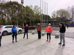 -世纪公园-1号门停车场