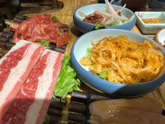 -明洞阿姨·韩式酱蟹烤肉·创意料理(三元桥店)