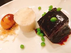 温泉鹌鹑蛋红烧肉-上海苏宁宝丽嘉酒店·嘉府壹号中餐厅