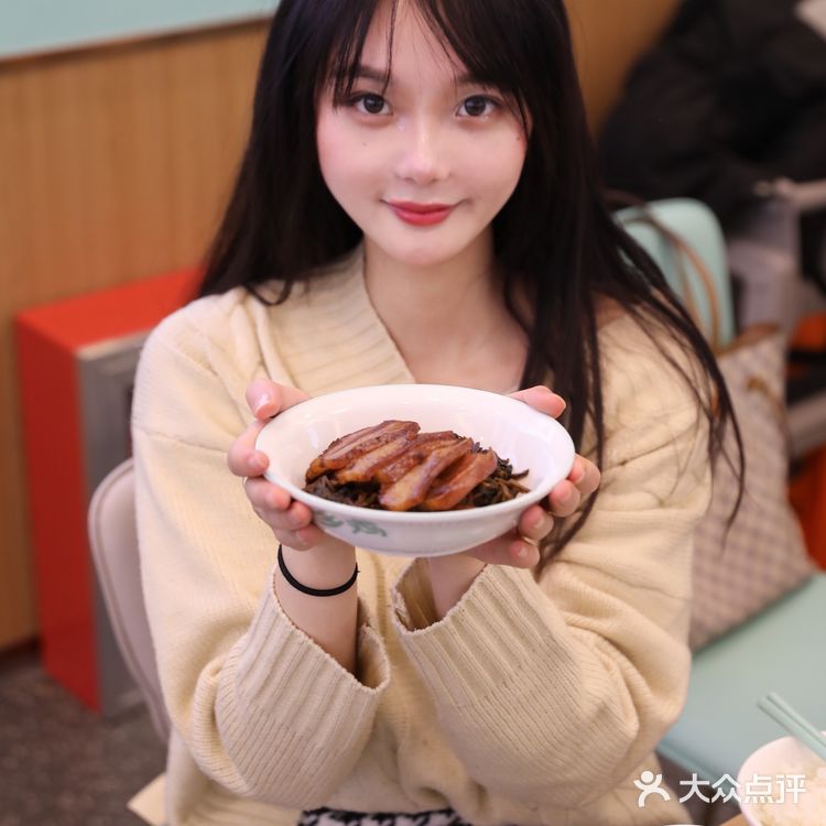 你听说了吗，江湖中靠着一碗鸡汤就成功出圈