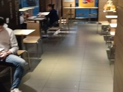 大堂-麦当劳(江湾镇店)
