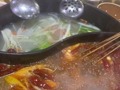 -灌县老妈砂锅串串香(万科红生活广场店)