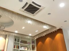 -牙易美口腔连锁(圣堂店)