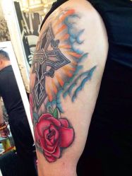 KISS TATTOO 专业纹身店-KISS TATTOO 中国高端刺青店