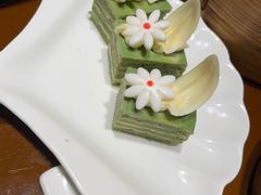 -广州中心皇冠假日酒店·百粤楼