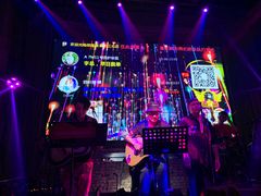 景观位-胡桃里乐队酒馆(鎏嘉码头店)