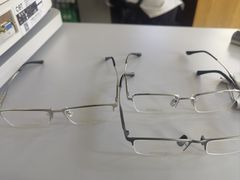 -优医视平价眼镜超市蔡司依视路折扣(小马厂店)