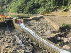 -安吉龙王山峡谷漂流