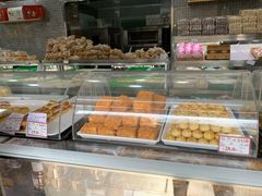 面包甜点陈列柜-闻酥园(青羊区文殊坊店)