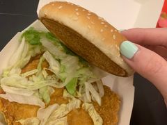 -麦当劳(展览馆店)