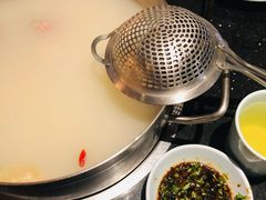 -马家斑.鲜鱼火锅(松湖万科店)