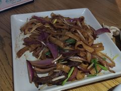 -潮粥荟·潮汕砂锅粥(朝阳大悦城店)