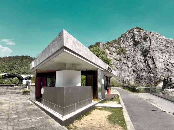 艺创小镇61凤凰创意国际-"打卡杭州小冰岛90 一个活在滤镜里的拍.