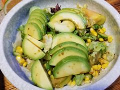 牛油果沙拉-平川日本料理