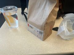 -麦当劳(深圳北站高铁店)