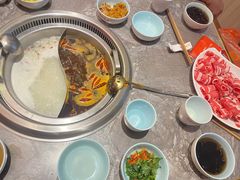-季季红火锅(青山湖万达店)