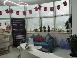 -瓷肌博士·祛痘科技美肤