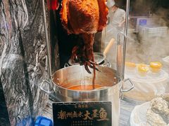 -雍容荟帝王蟹活龙虾展台自助(IFS黑金店)