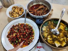 -笨罗卜浏阳菜馆(太平街店)