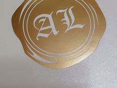 -HALF ORANGE 半个橙子