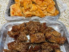 -小董哥烤串·爆汁大油边(故宫店)