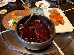 鲍鱼红烧肉-杭州西子湖四季酒店·金沙厅