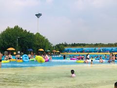 -热带风暴水上乐园